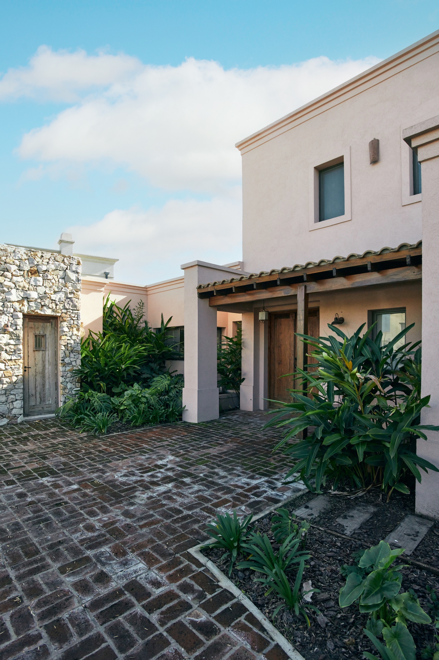 Casa SYM