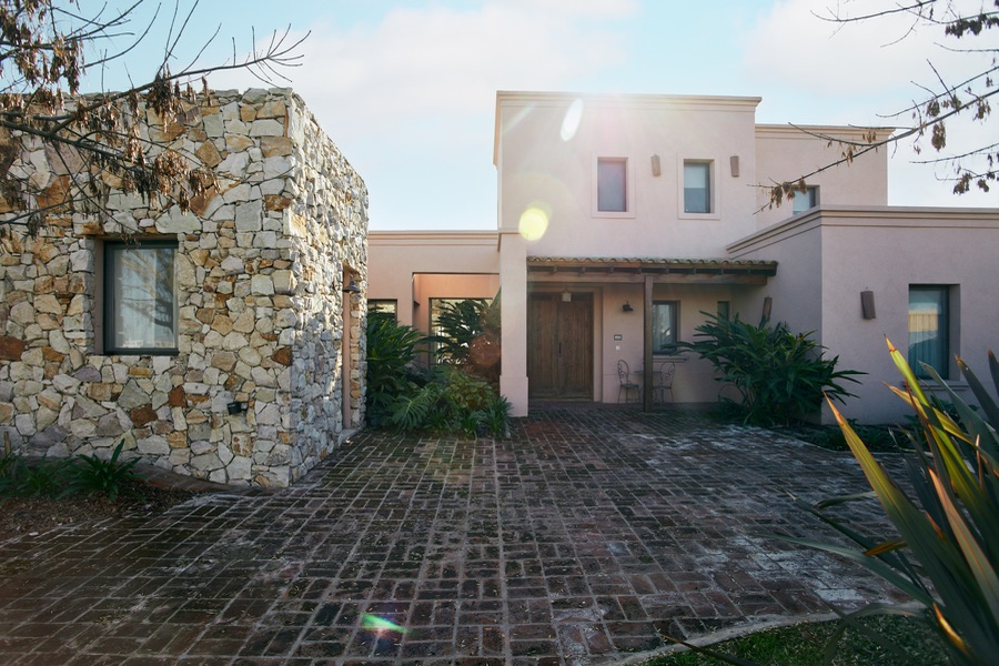 Casa SYM